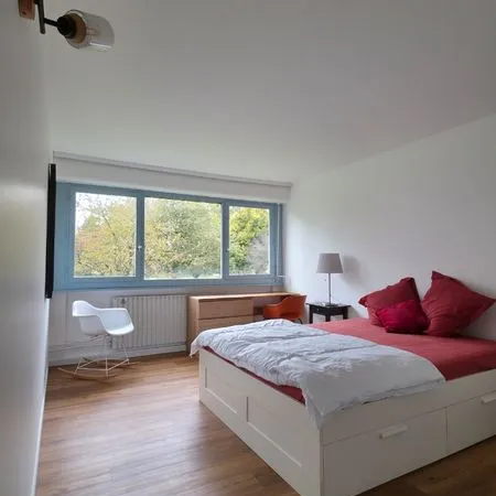 T2 spacieux, exelent emplacement 