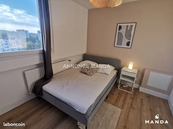 Chambre 4 pièces 66 m² 
