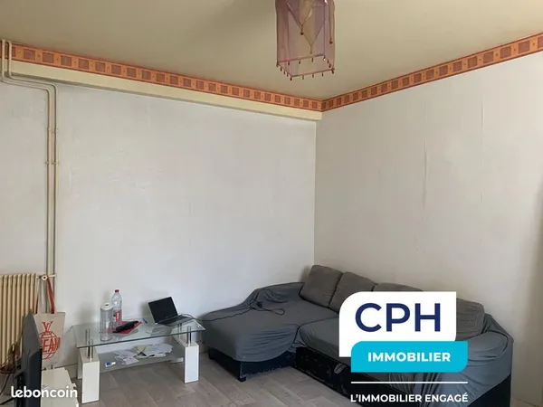 Studio 1 pièce 34 m² 
