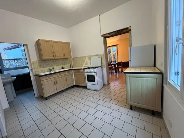 MAISON T3 MEUBLEE 