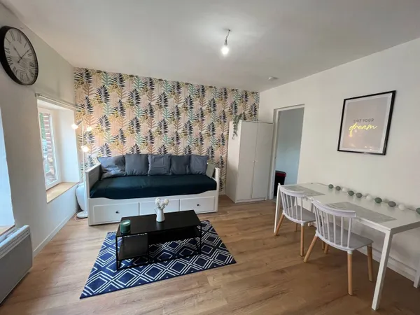 Studio 1 pièce 24 m² 