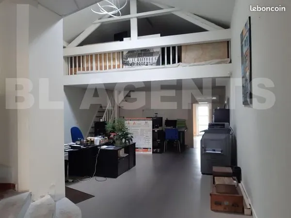 Immeuble 250 m² 