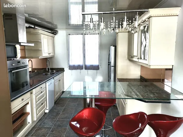 Appartement T3 58m2 Saint Priest Revaison 