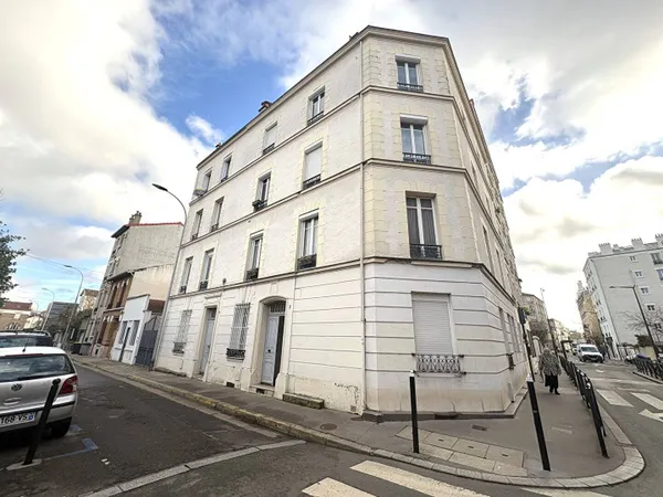 Appartement 1 pièce 14 m² 