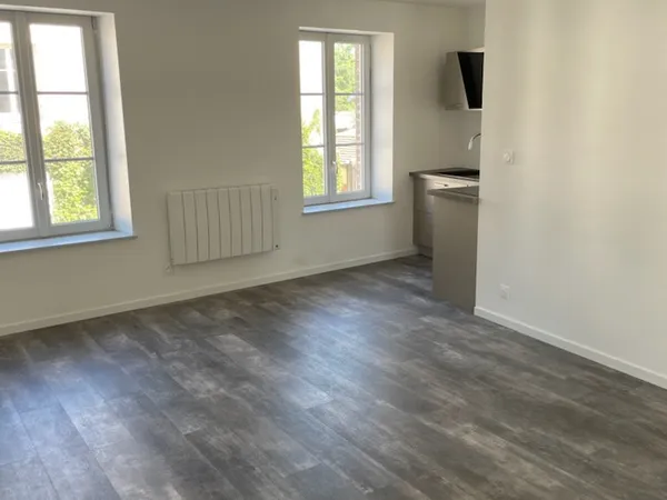 Appartement au 1er étage à Pierre de Bresse 