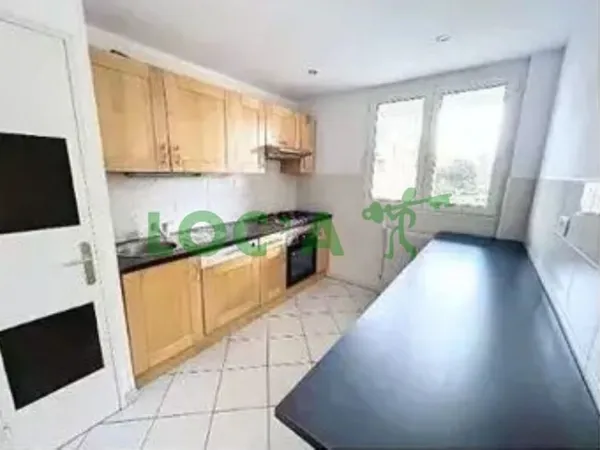 Appartement 4 pièces 74 m² 
