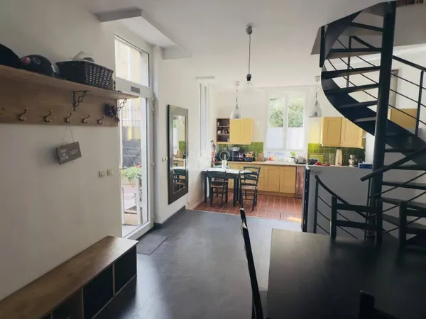 Maison 6 pièces 108 m² 