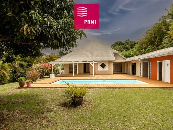 Maison 5 pièces 220 m² 