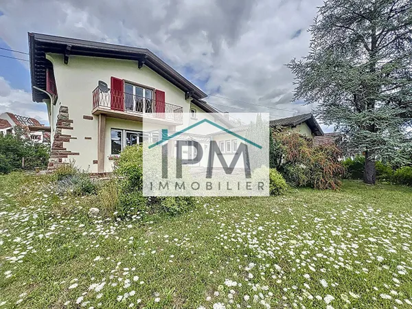 Maison 8 pièces 168 m² 