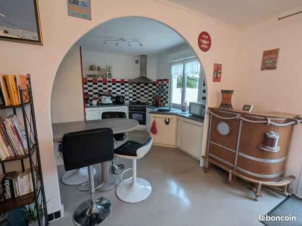 Maison familiale meublée/équipée 4 ch + bureau 