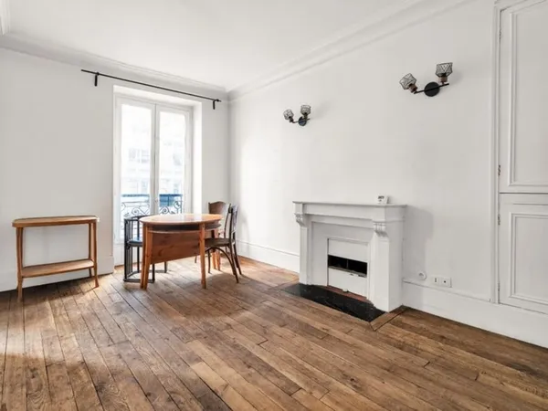 Appartement à vendre 3 pièces à 2 pas du Sacré Coeur 