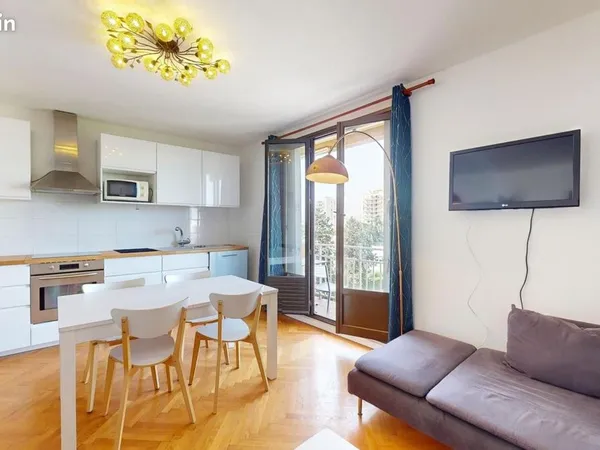 Chambre 5 pièces 79 m² 