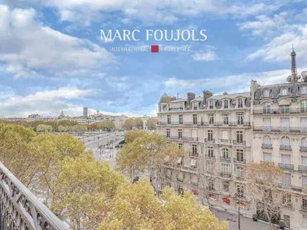 Paris 8/16 Pont de l'Alma : appartement rénové avec vue dégagée 