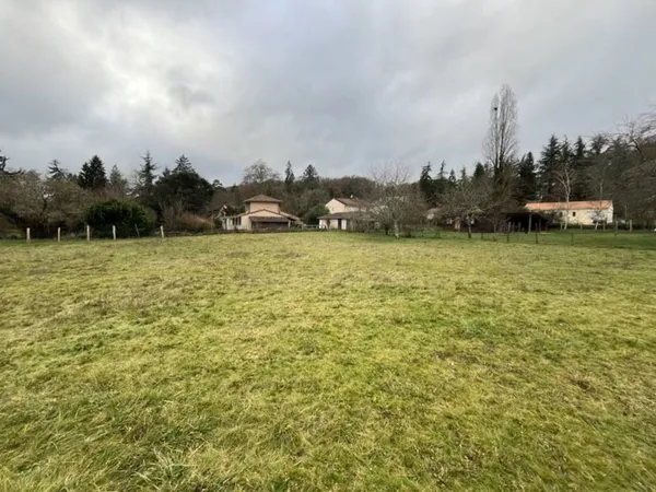Terrain à bâtir 