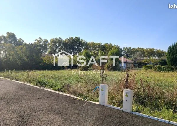 Terrain 1180 m² 