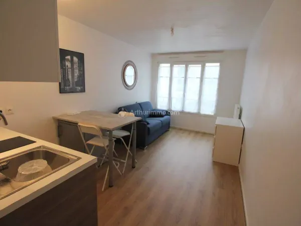 Studio 1 pièce 21 m² 