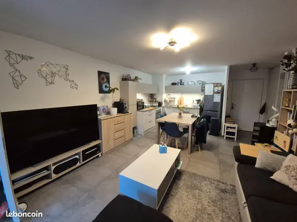 Appartement T3 65m2 à louer 