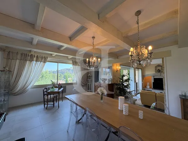 Maison de luxe 5 pièces 241 m² 