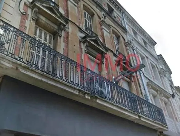 Local commercial 300 m² 
