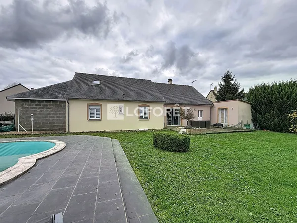 Maison Montilliers 6 pièce(s) 131 m2 