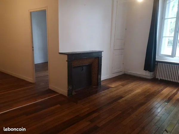 F2 Laon ville haute - 50 m2 