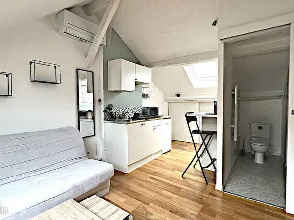Studio 1 pièce 15 m² 