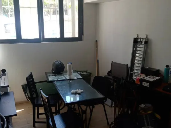Boutique 4 pièces 81 m² 