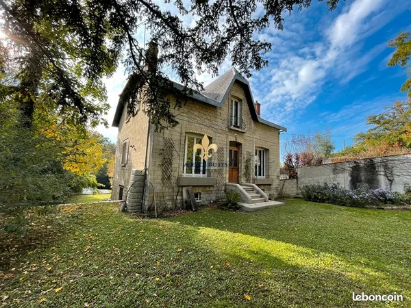 Maison 180 m² COYE LA FORET 