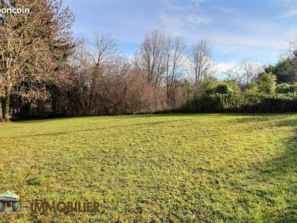 Terrain 839 m² Reignier-Ésery 