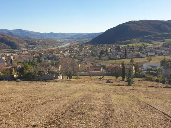 Terrains constructibles viabilisés - Plein sud, vue dégagée - Sisteron 