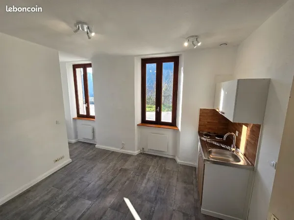 Studio 17m2 totalement rénové 