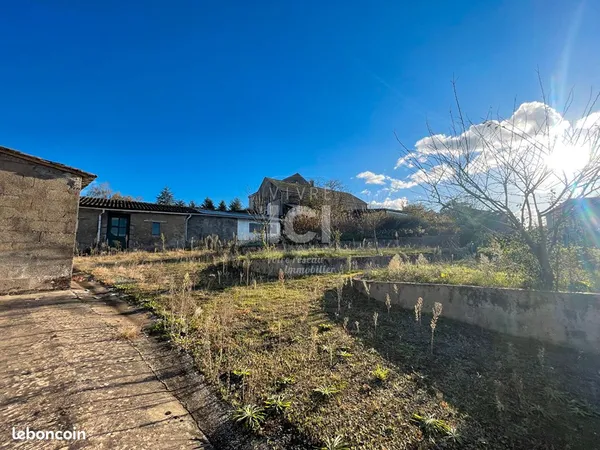Terrain 761 m² CORCOUE SUR LOGNE 