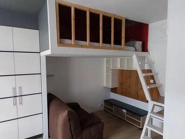 Studio 1 pièce 24 m² 