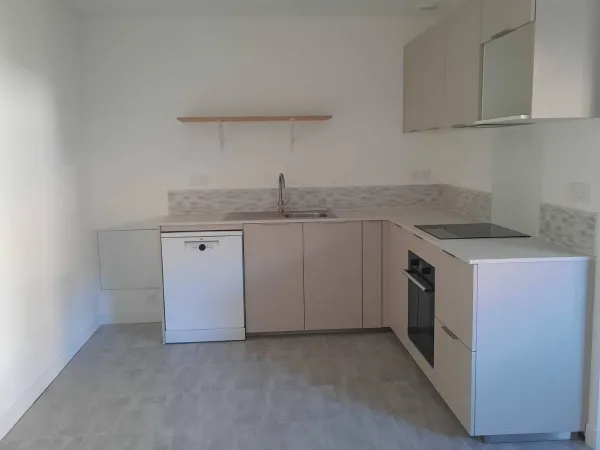 Loue T3 avec jardin-Bordeaux Bastide 
