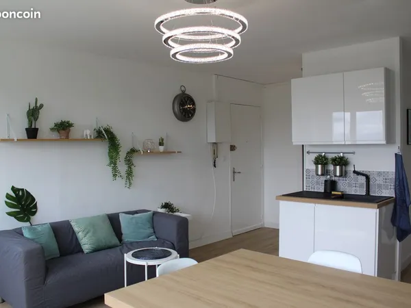 Colocation Angers - Une chambre disponible dès le 15 décembre 2025 