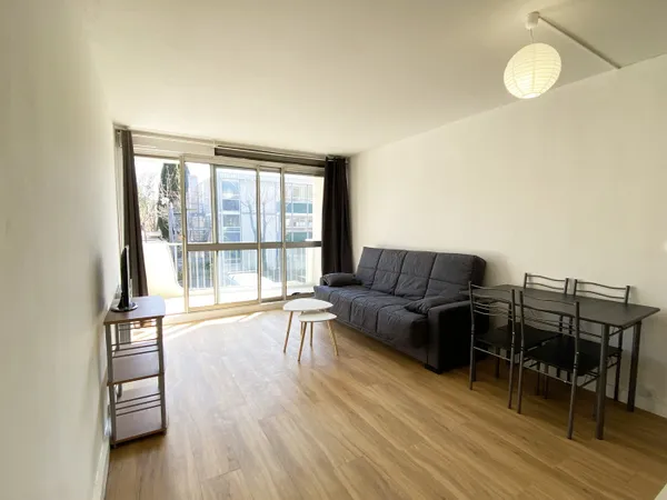 Studio pour investissement 10% 