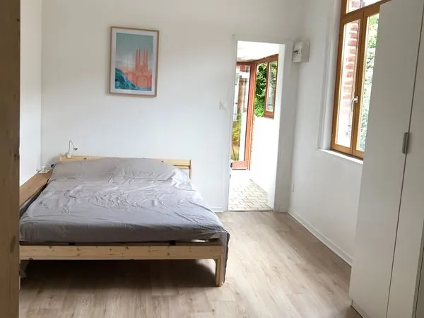 Appartement meublé T2 - Rez-de-chaussée - Proche CHRU / Faculté de Droit 