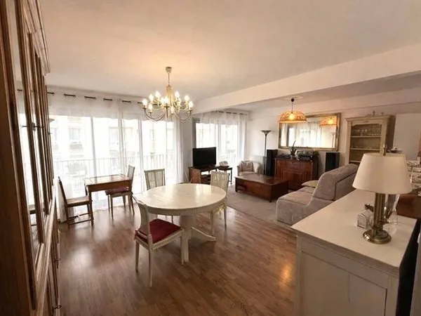 Appartement 4 pièces 93 m² 