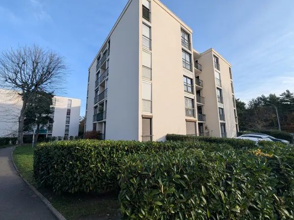 VENDU LOUÉ ! Appartement 3 pièces BUTTE MONTCEAU 