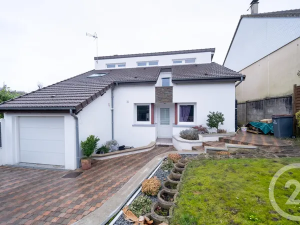 Maison 6 pièces 123 m² 