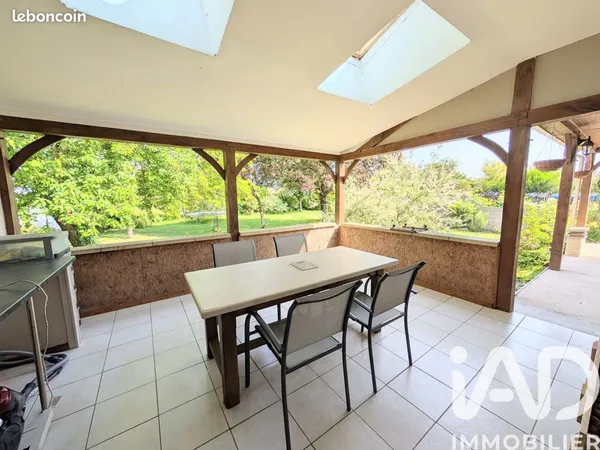 Maison 6 pièces 138 m² 