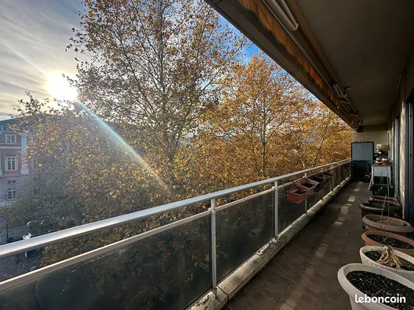 Appartement 3 pièces 103 m² 