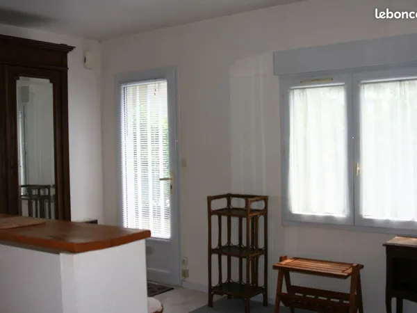 Studio meuble etudiant 