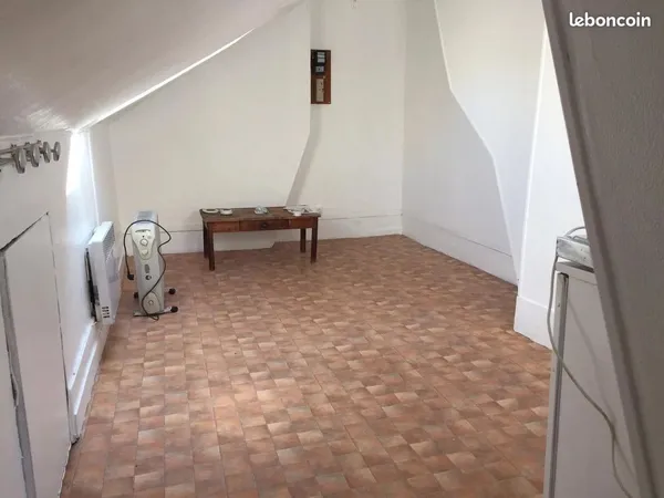 Bureaux 2 pièces 13 m² 