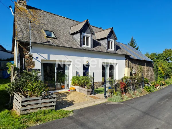 À vendre - Maison en pierre à Baguer-Pican - 3 chambres 