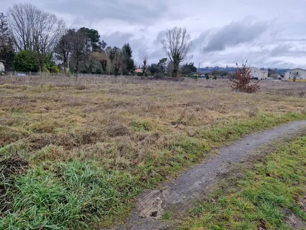 Terrain 400 m² 