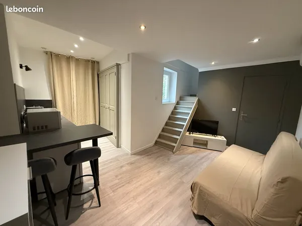 Loue appartement meublee 