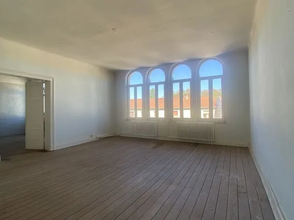 Appartement 6 pièces 230 m² 