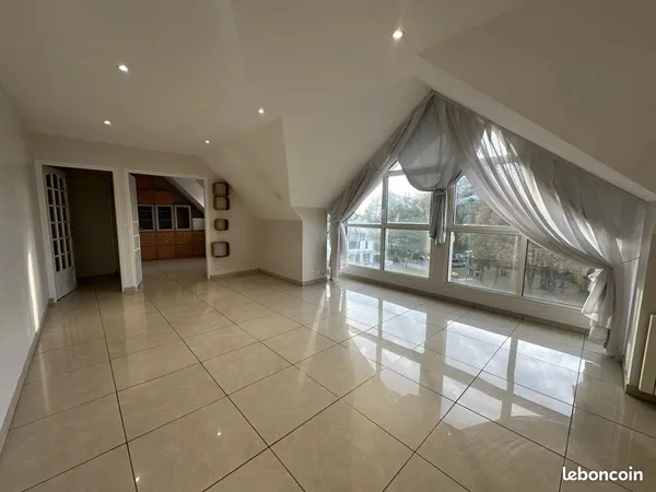 Appartement 4 pièces 104 m² 
