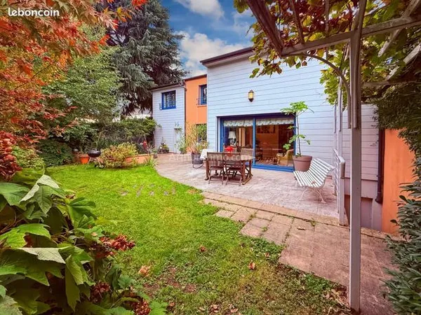 Maison 5 pièces 139 m² 